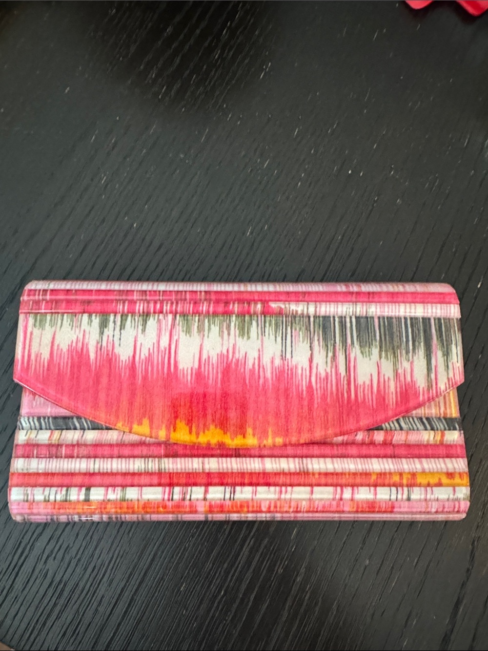 Sondra Roberts resin ridged convertible clutch crossbody bag. NWOT